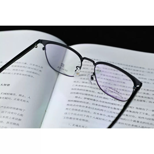 SEROVA eyewear collection