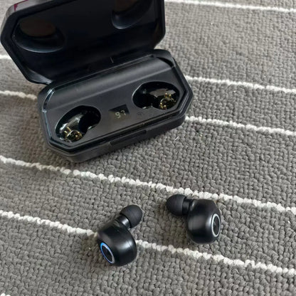 QCC3020 TWS Wireless Earbuds with Emergency Power Bank Charging Case