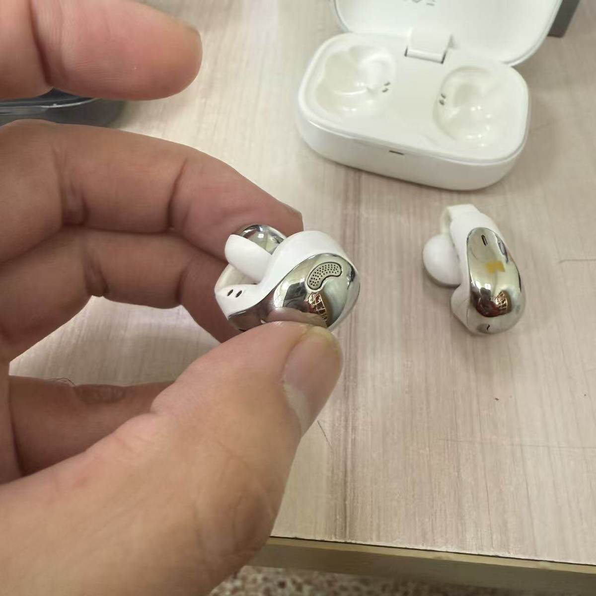 Monster MQT61 Open-Ear Clip True Wireless Earbuds