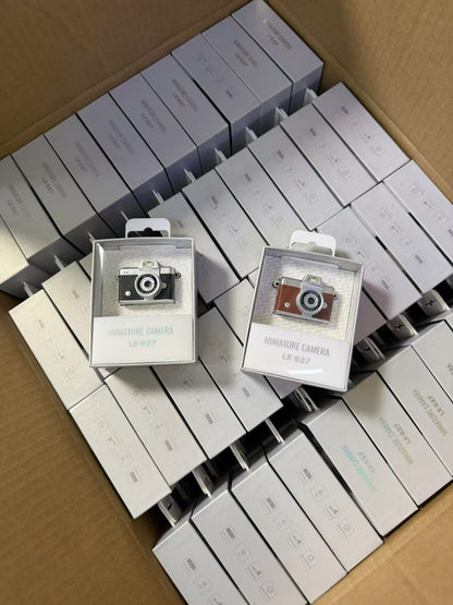 LK-027 Flip-Screen Mini CCD Digital Camera