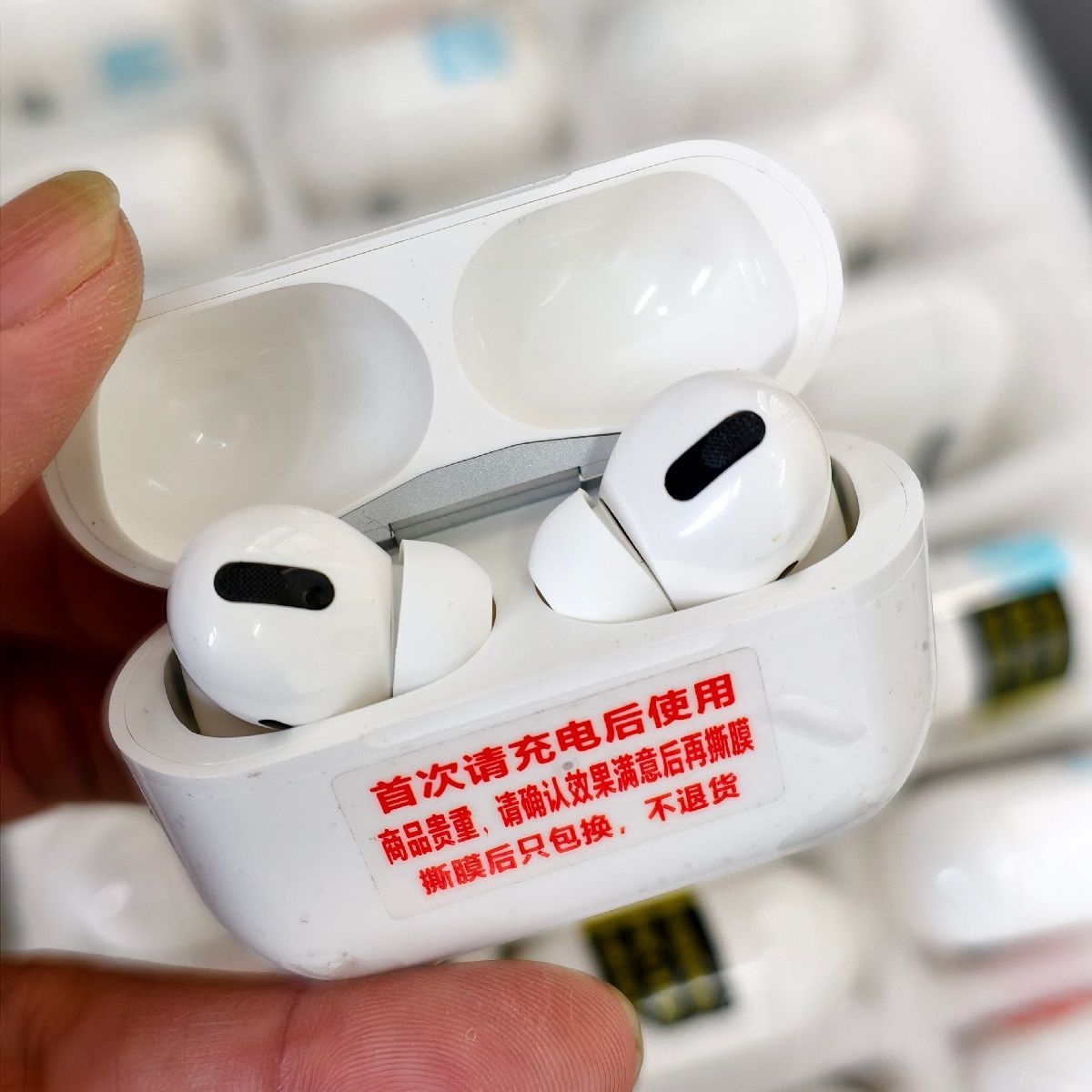 Airoha 1562ANC True Wireless Noise-Cancelling Earbuds