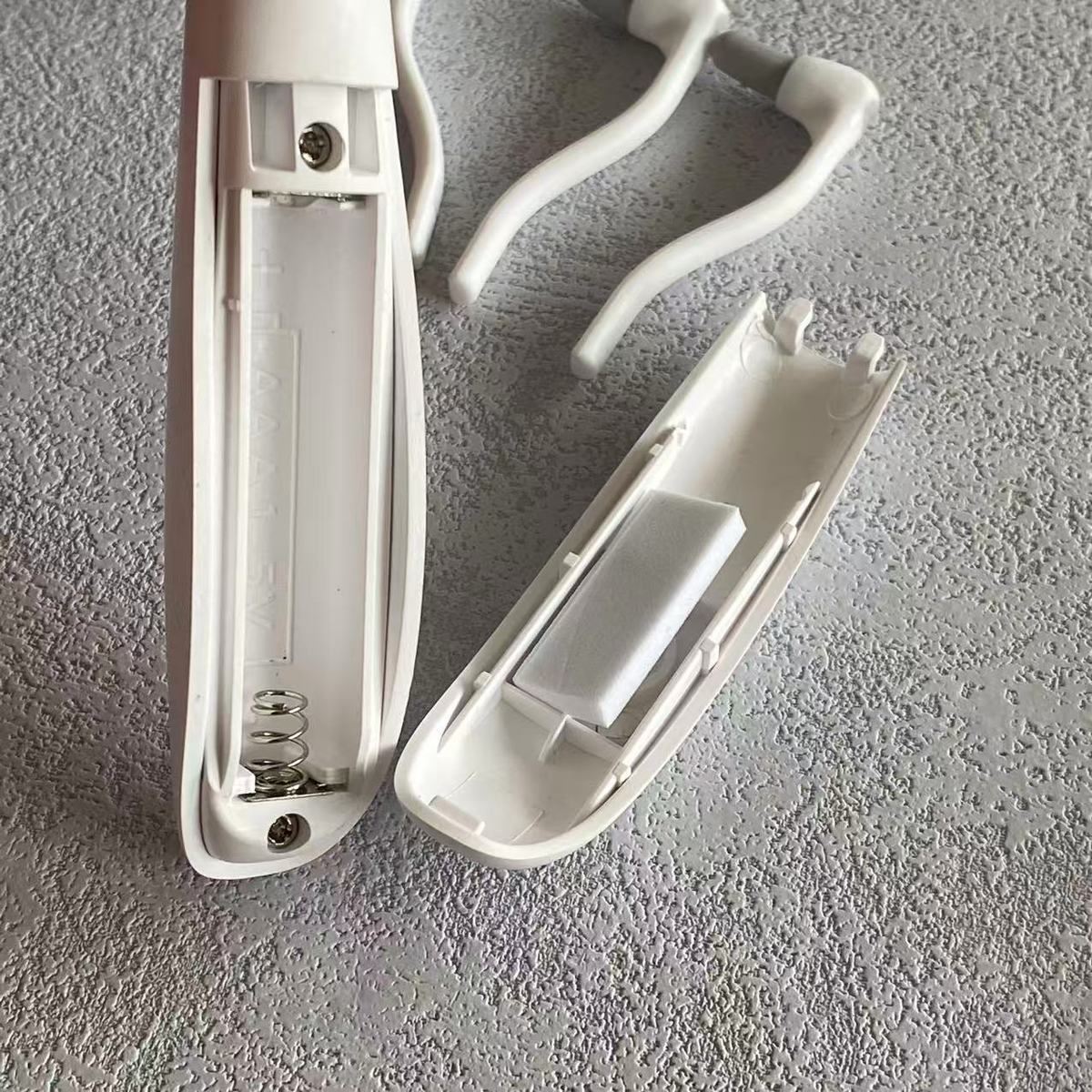 Sonic Vibration Dental Cleaner with Interchangeable Cleaning Heads