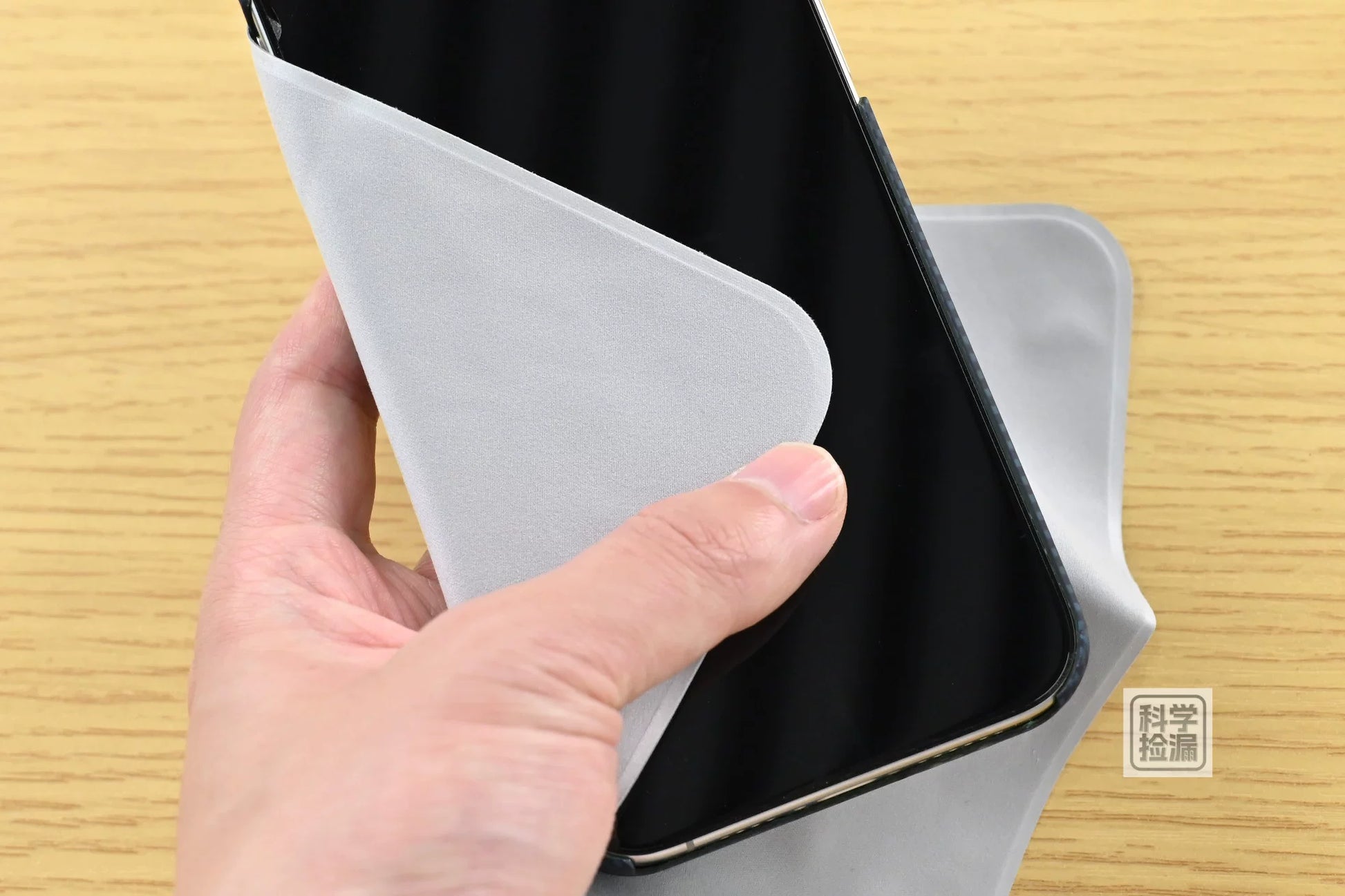 Apple Polishing Cloth for MacBook iPhone Screen Cl