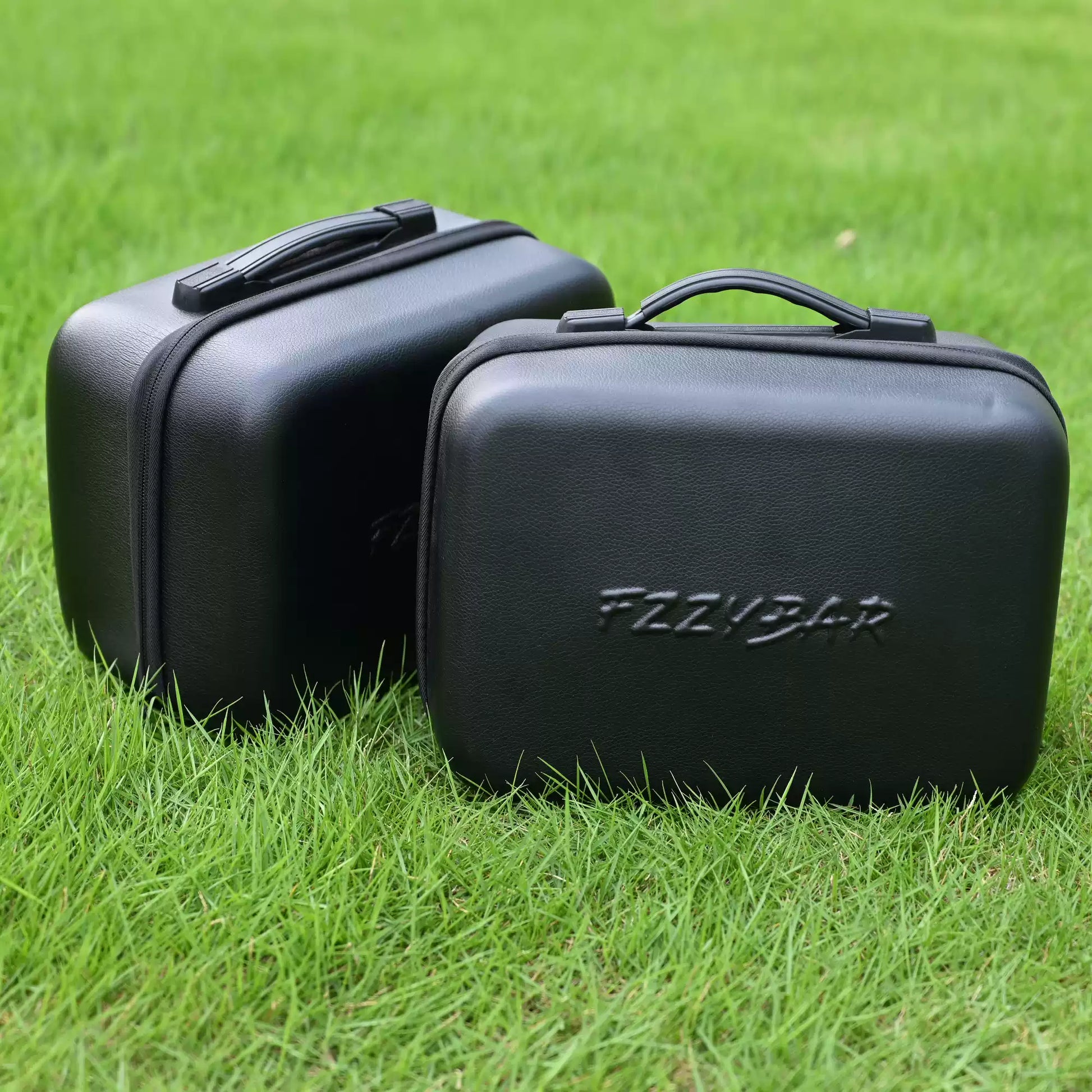 Digital accessories storage bag