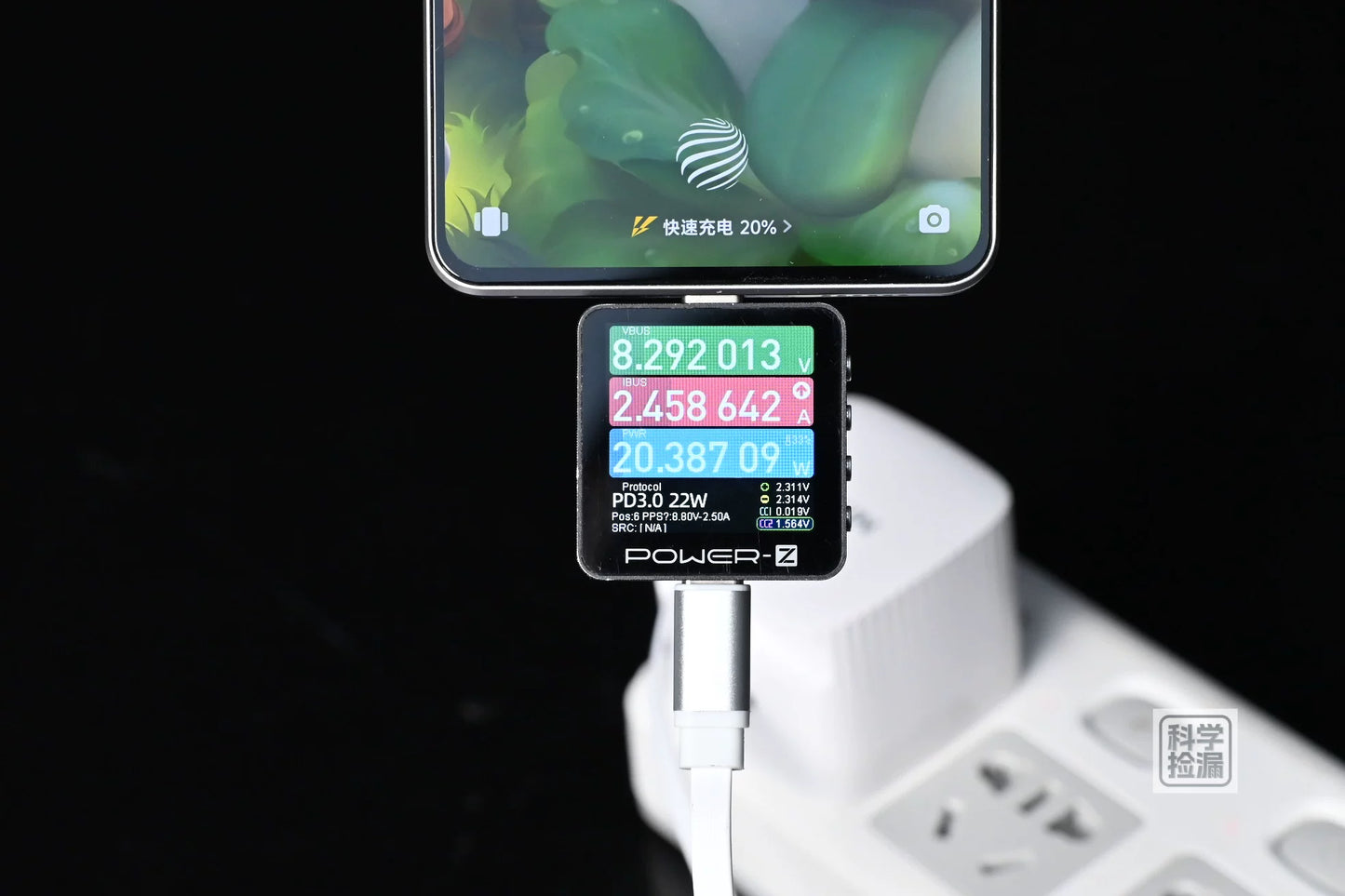 MOKIN 30W GaN Retractable Cable Charger 1A1C Fast 