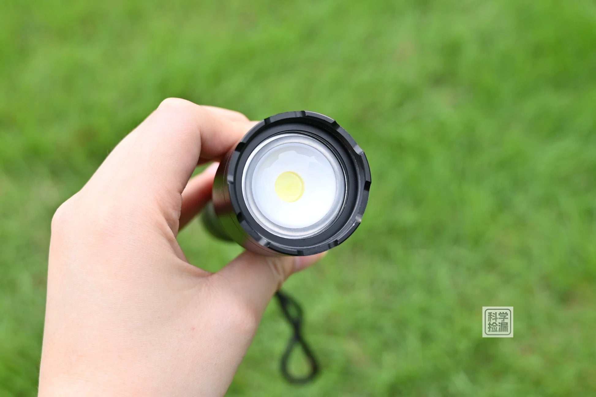 AIGO OUTDOOR tactical flashlight