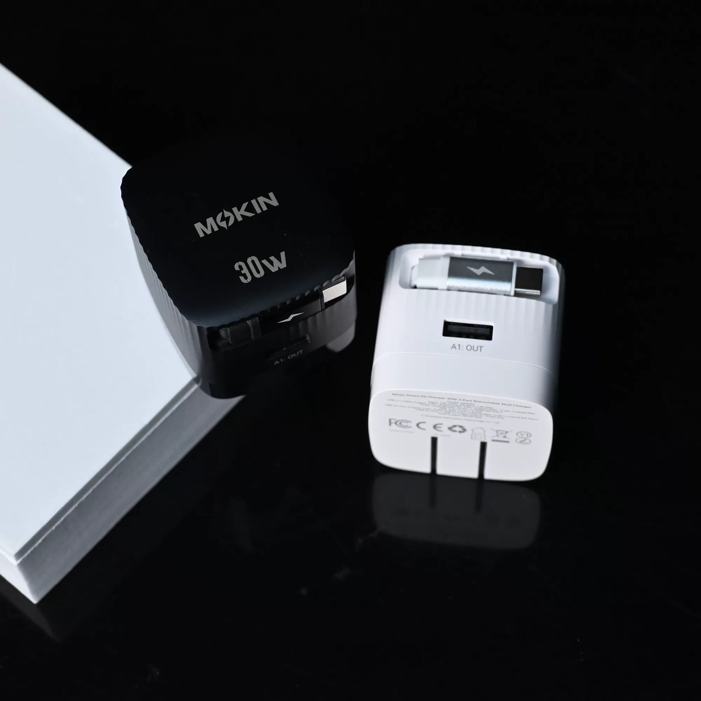 MOKIN 30W GaN Retractable Cable Charger 1A1C Fast 