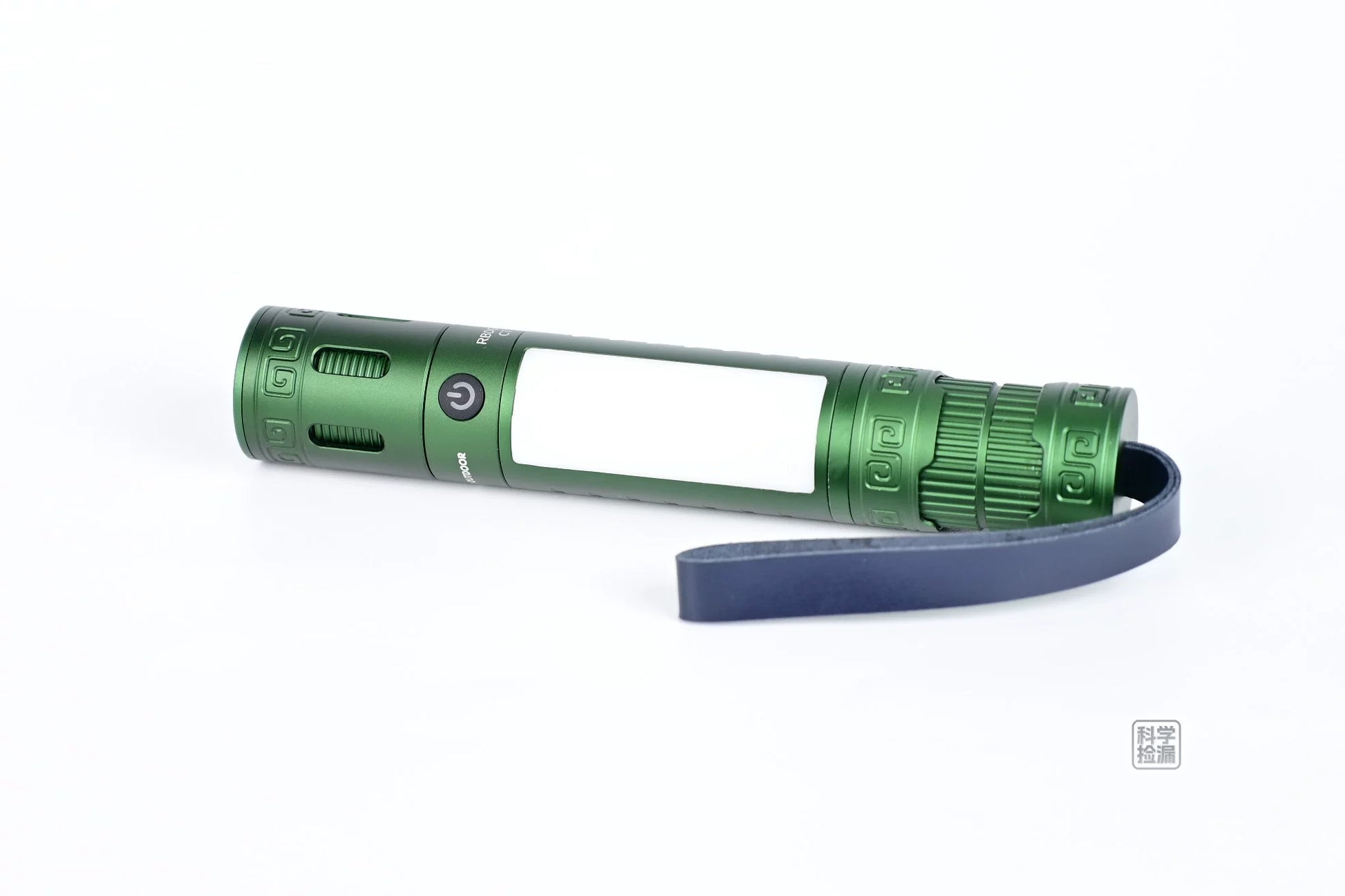 AIGO Multifunction Flashlight Emergency Light Seat