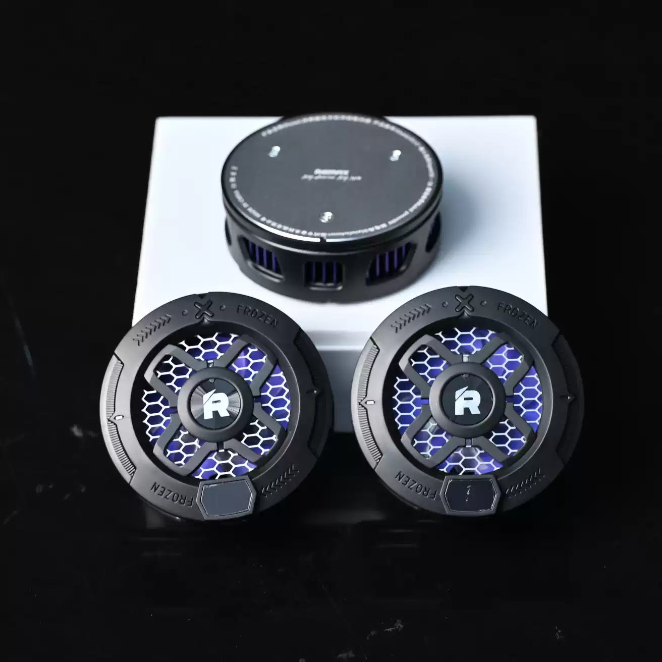 REMAX Magnetic Phone Cooler - Default